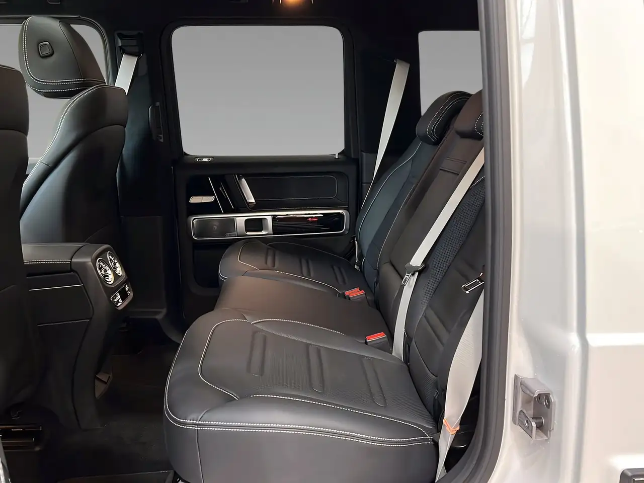 Mercedes-Benz G 580 10