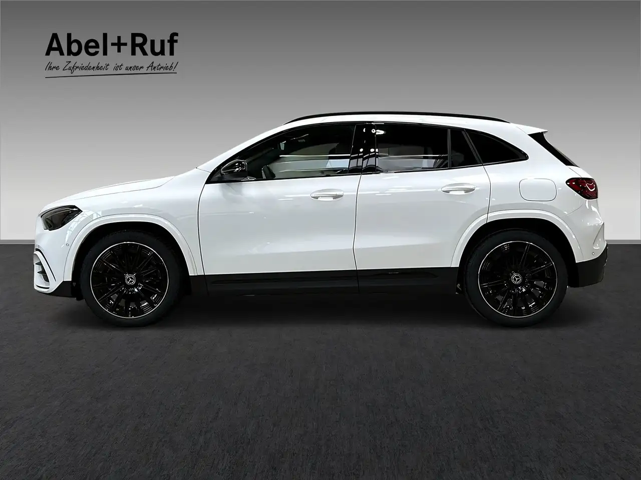 Mercedes-Benz GLA 200 4