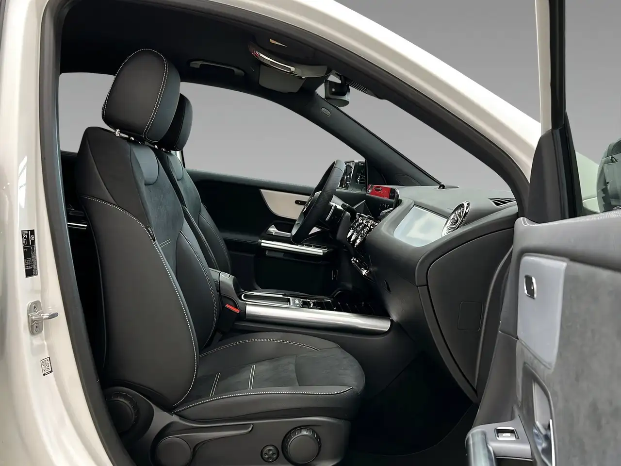 Mercedes-Benz GLA 200 14