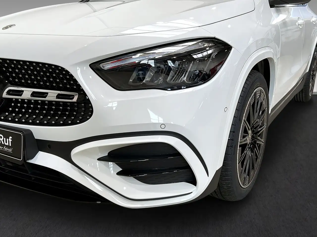 Mercedes-Benz GLA 200 15