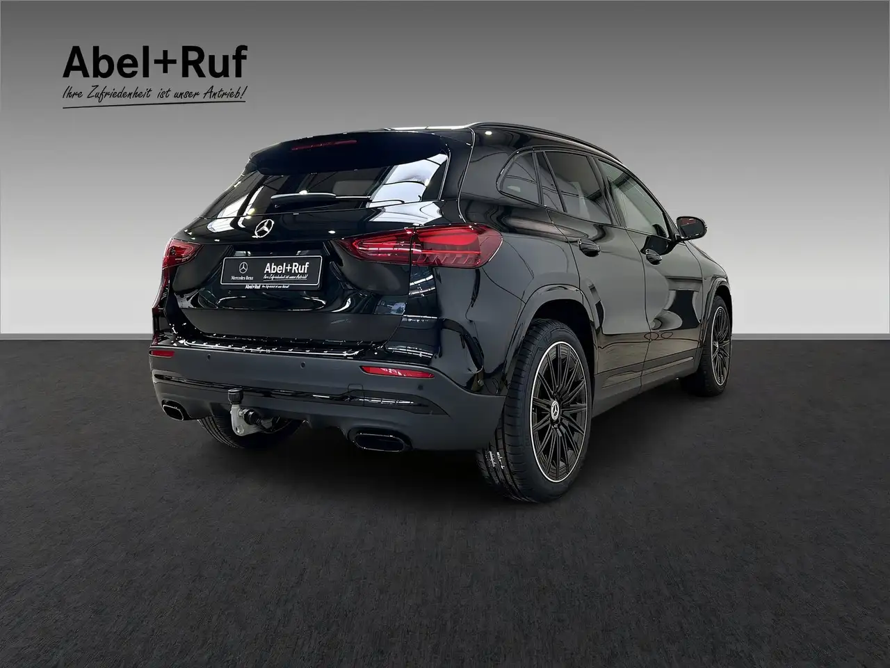 Mercedes-Benz GLA 200 5