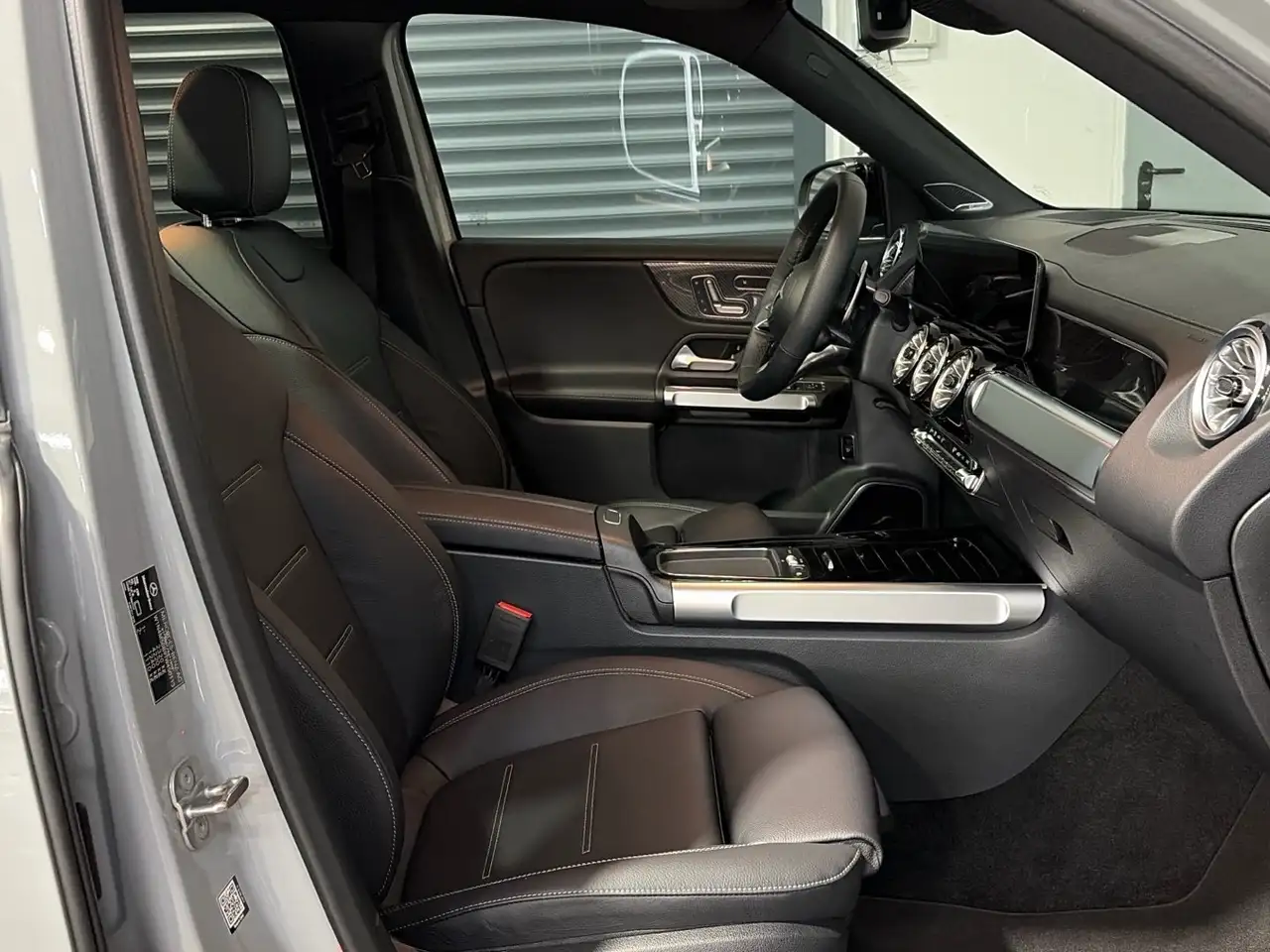 Mercedes-Benz GLB 35 13