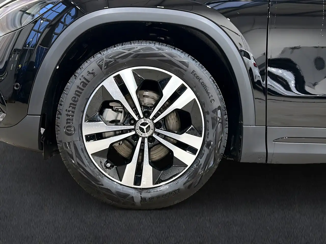 Mercedes-Benz GLA 200 7