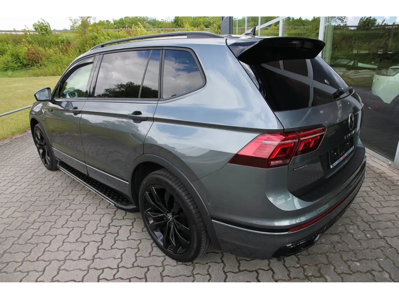 Volkswagen Tiguan 4