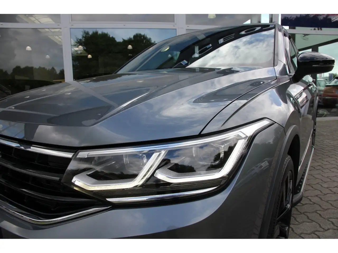 Volkswagen Tiguan 6
