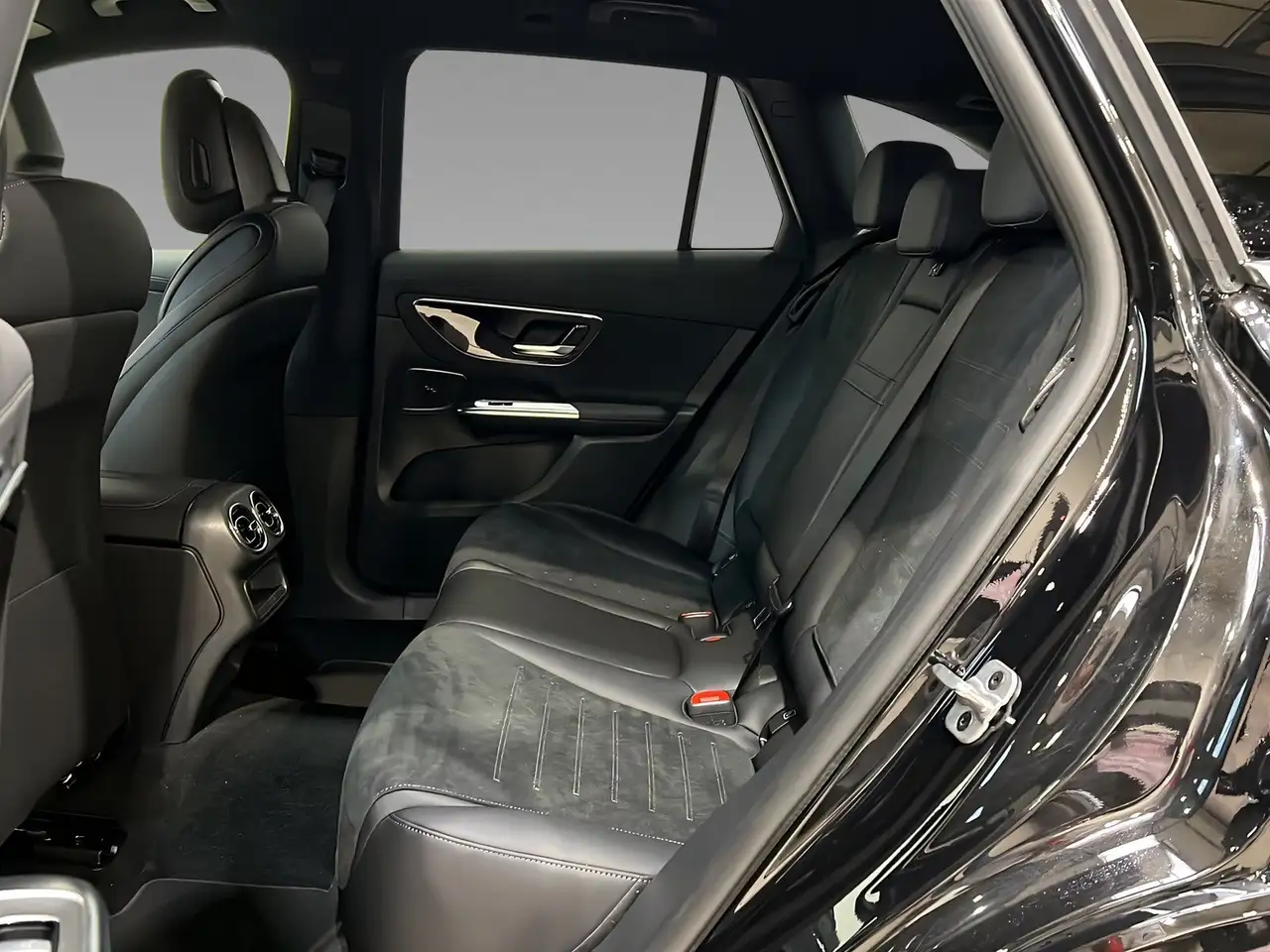 Mercedes-Benz GLC 220 9
