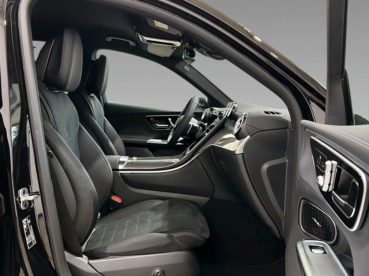 Mercedes-Benz GLC 220 13