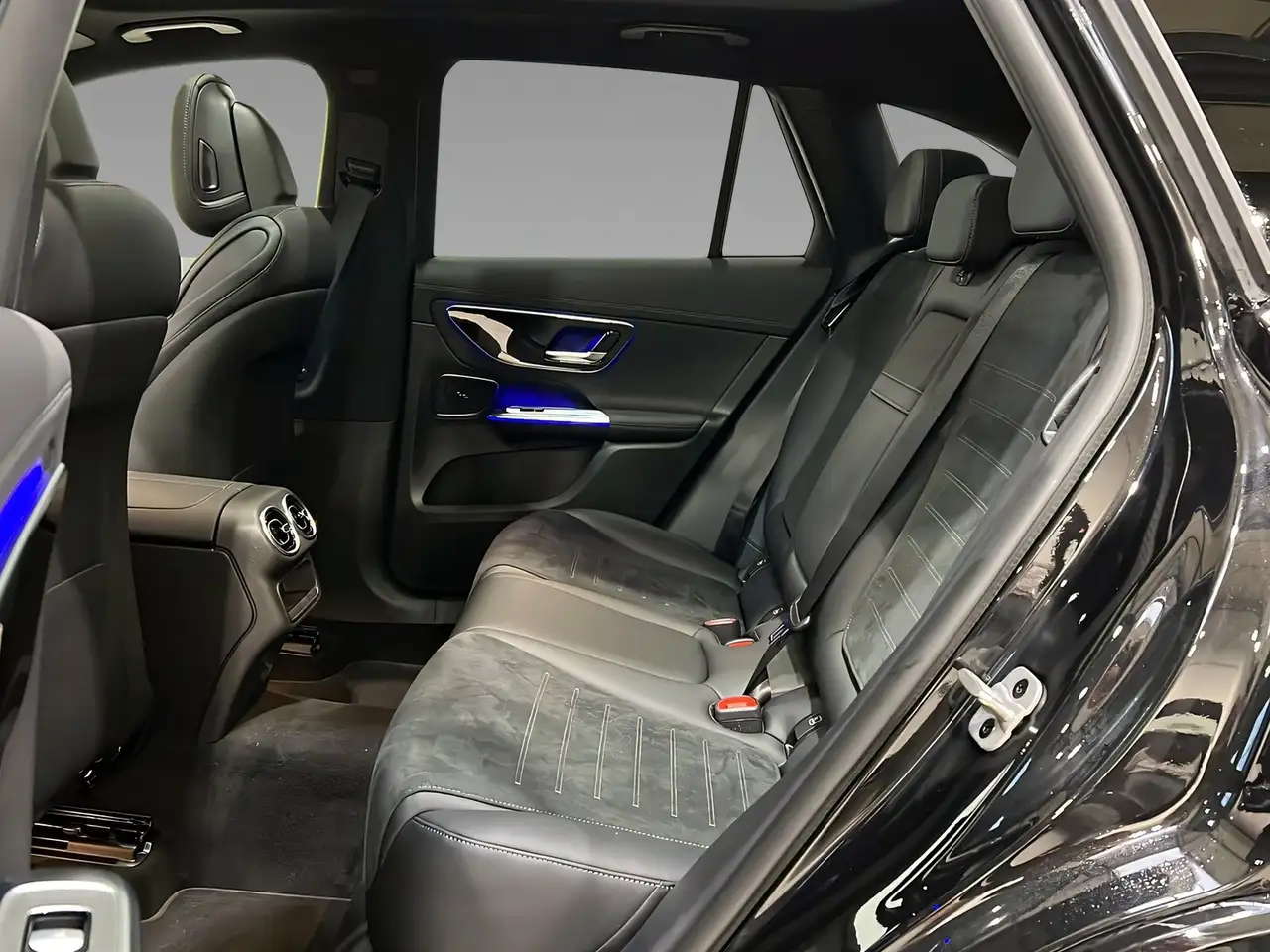 Mercedes-Benz GLC 300 9