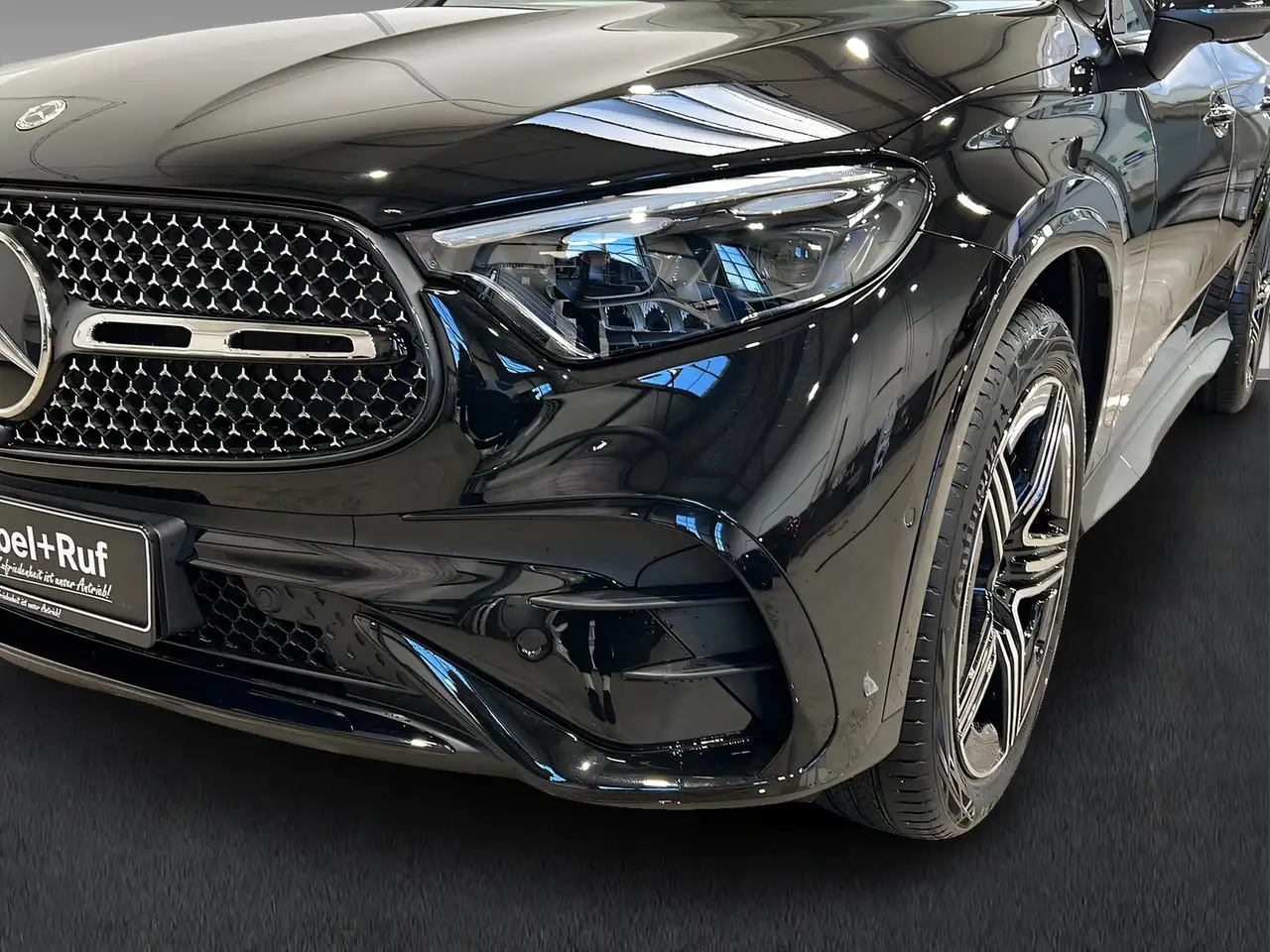 Mercedes-Benz GLC 220 3