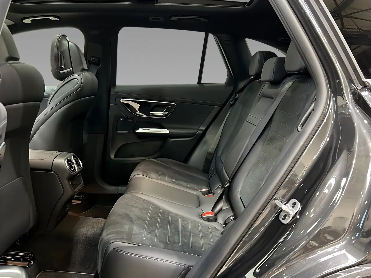 Mercedes-Benz GLC 220 9
