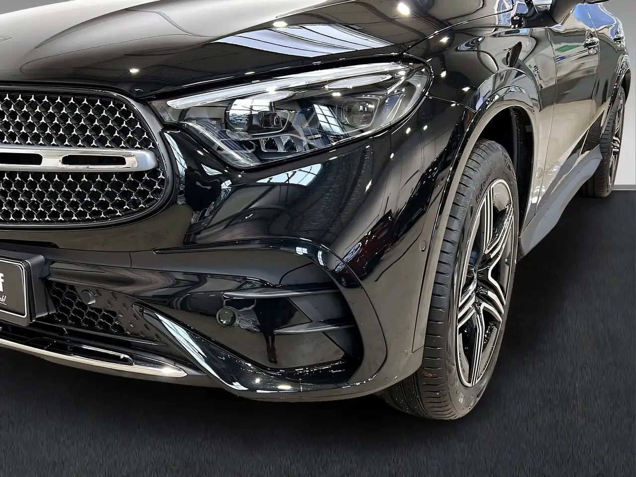 Mercedes-Benz GLC 300 3