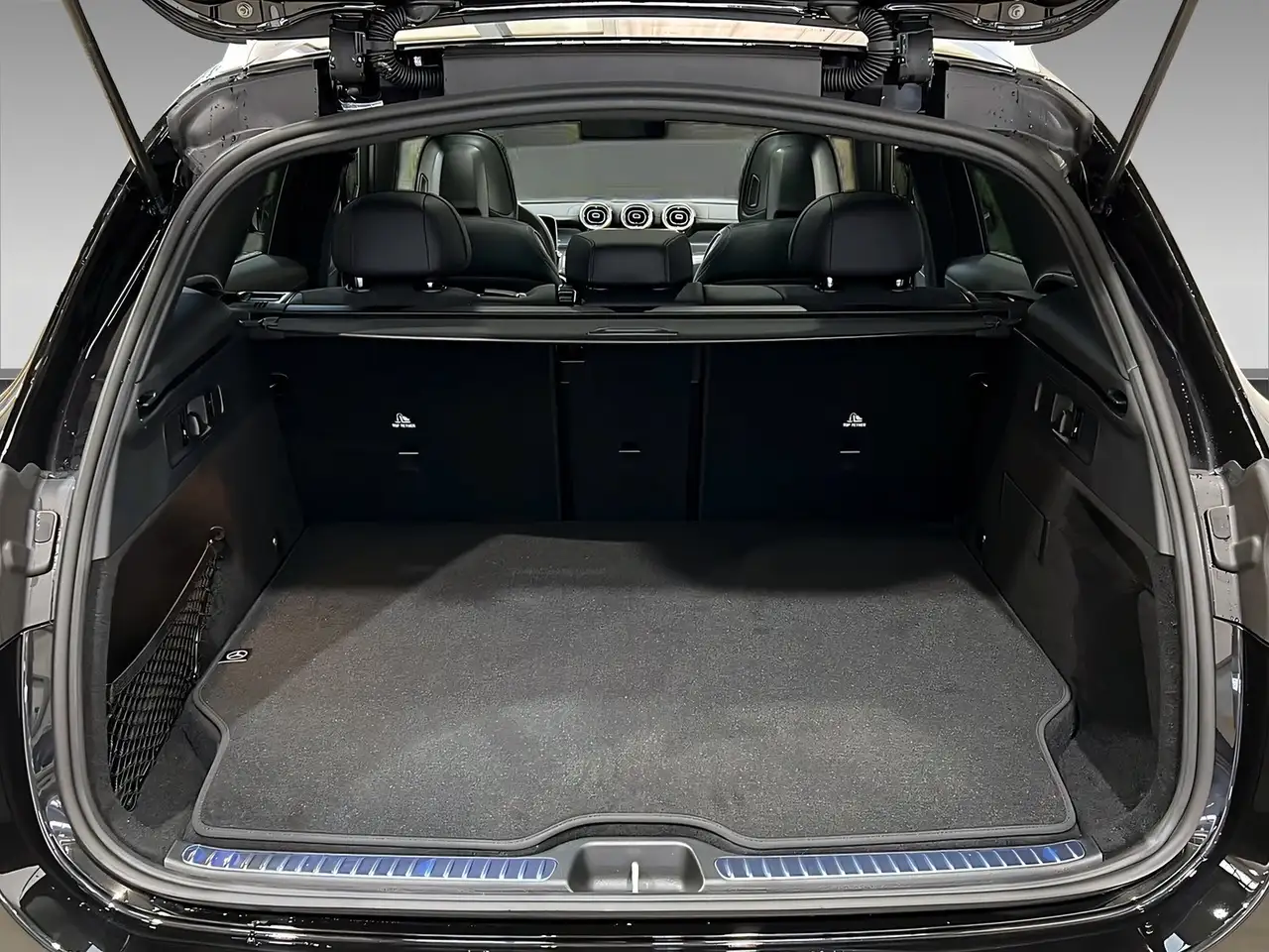 Mercedes-Benz GLC 300 6