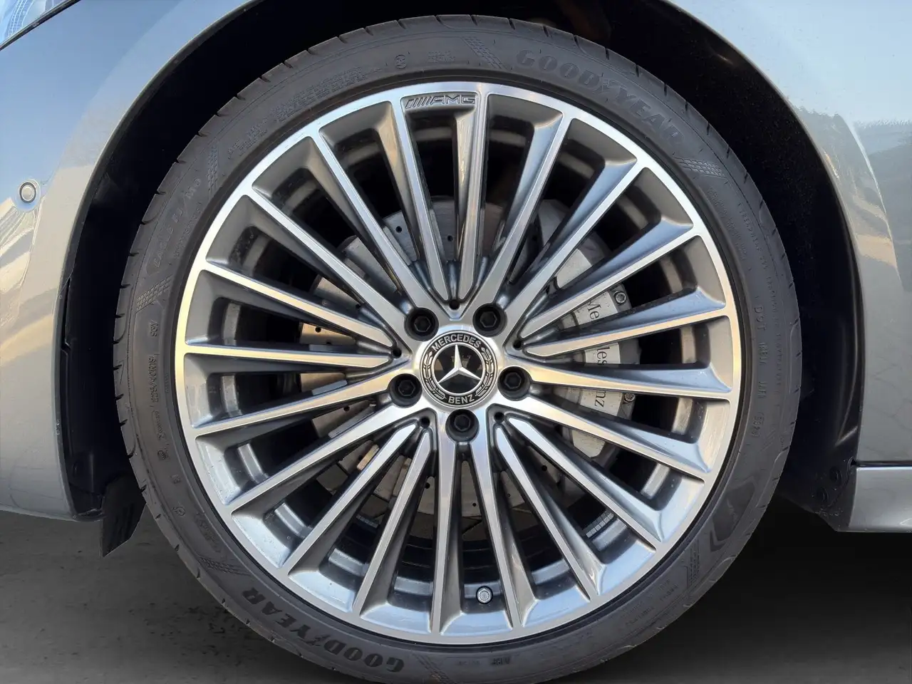 Mercedes-Benz C 300 8