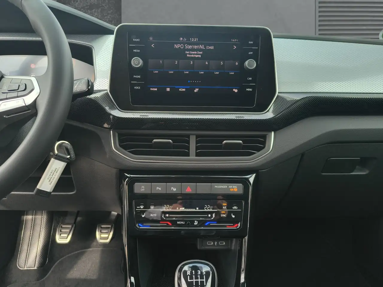 Volkswagen T-Cross 10
