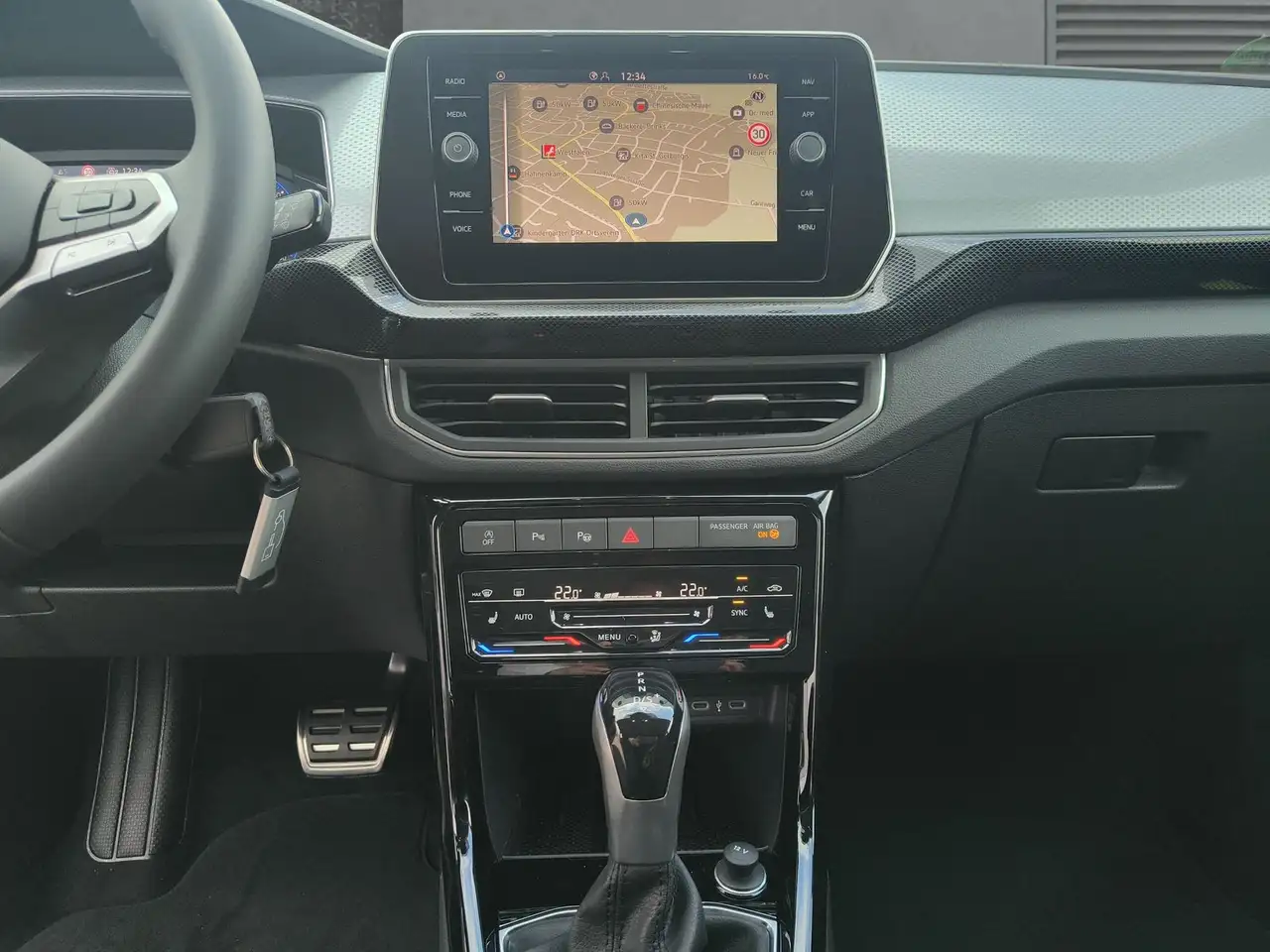 Volkswagen T-Cross 10