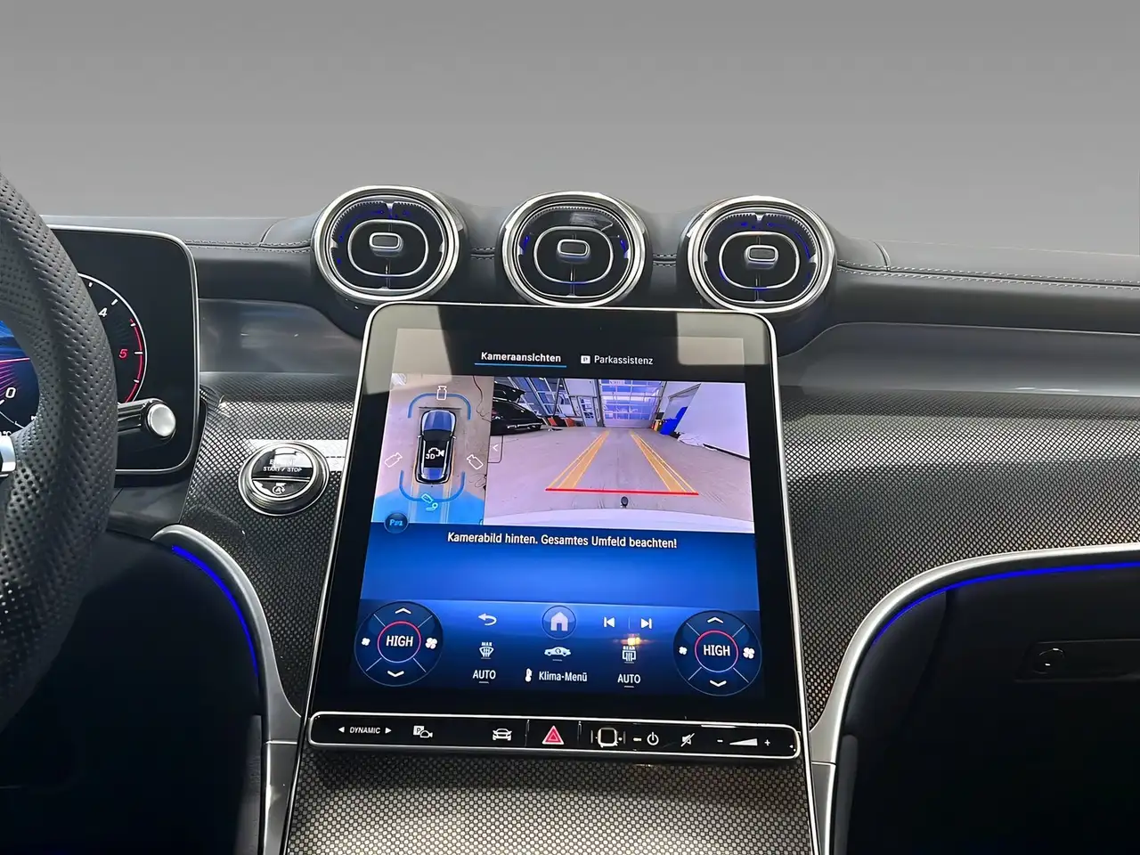 Mercedes-Benz GLC 220 13