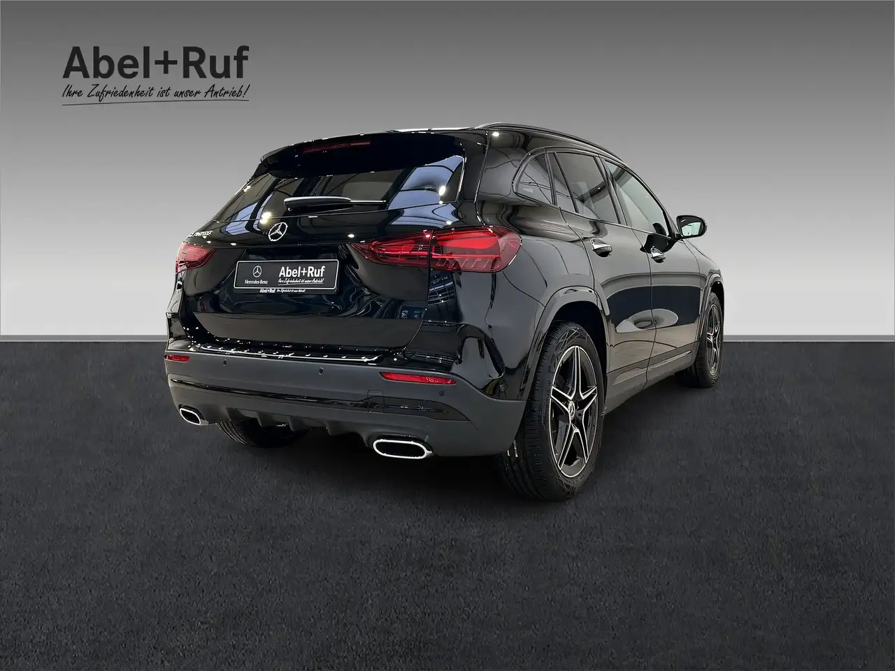 Mercedes-Benz GLA 200 5