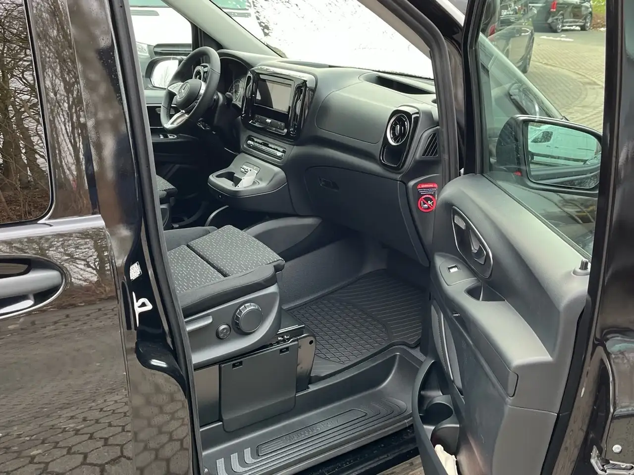 Mercedes-Benz Vito 119 13