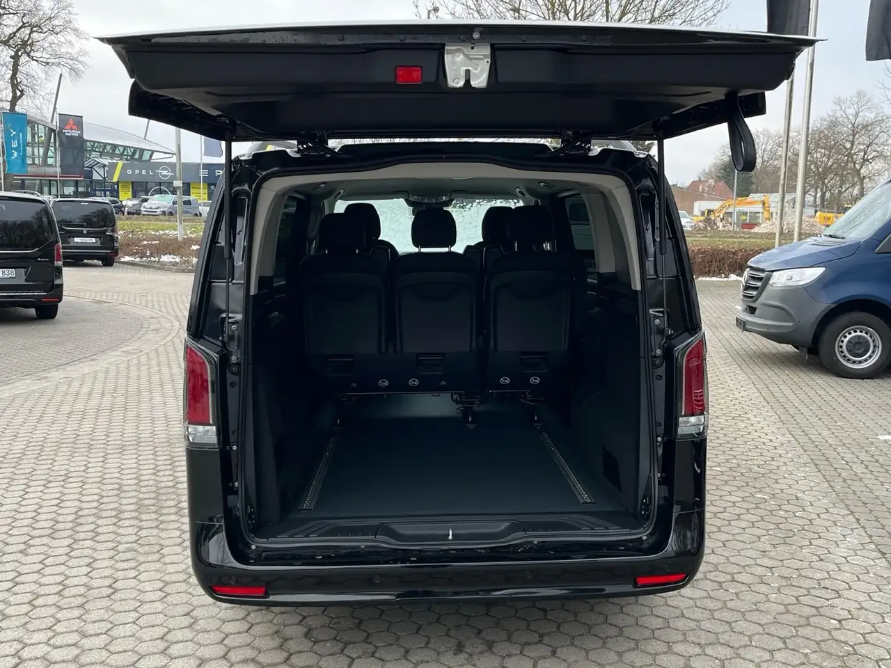 Mercedes-Benz Vito 119 16