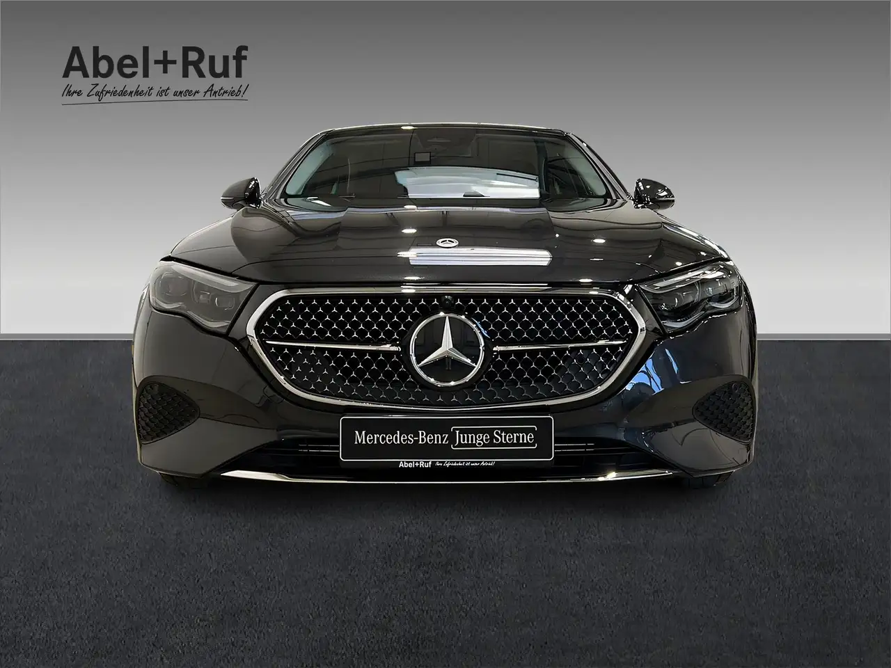 Mercedes-Benz E 200 2