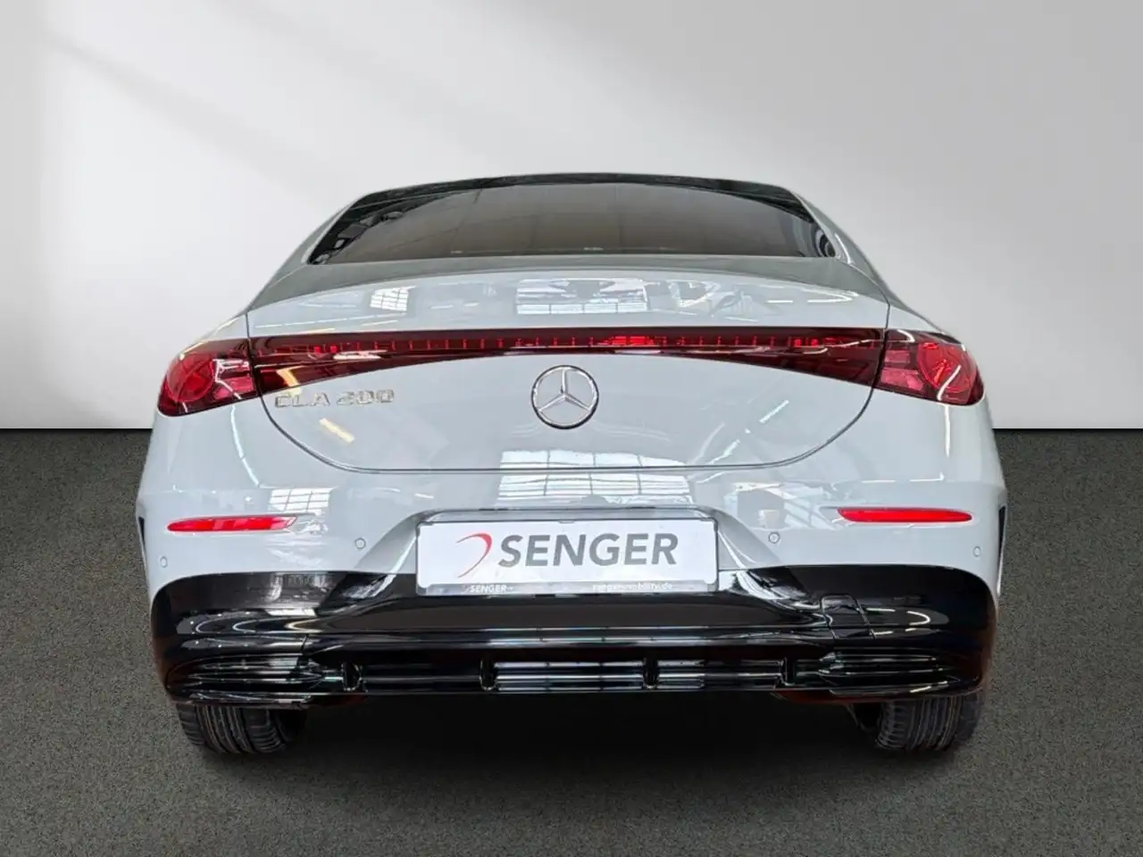 Mercedes-Benz CLA 200 6