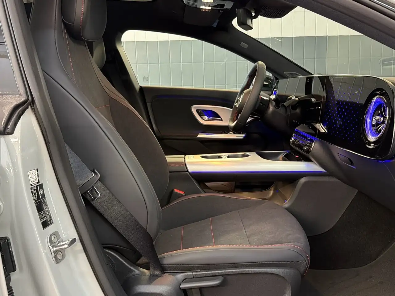 Mercedes-Benz CLA 200 13