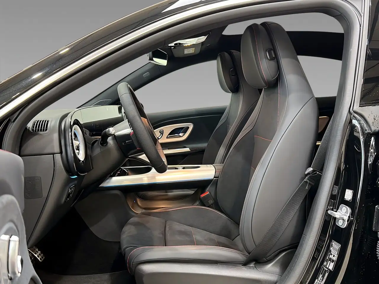 Mercedes-Benz CLA 250 8