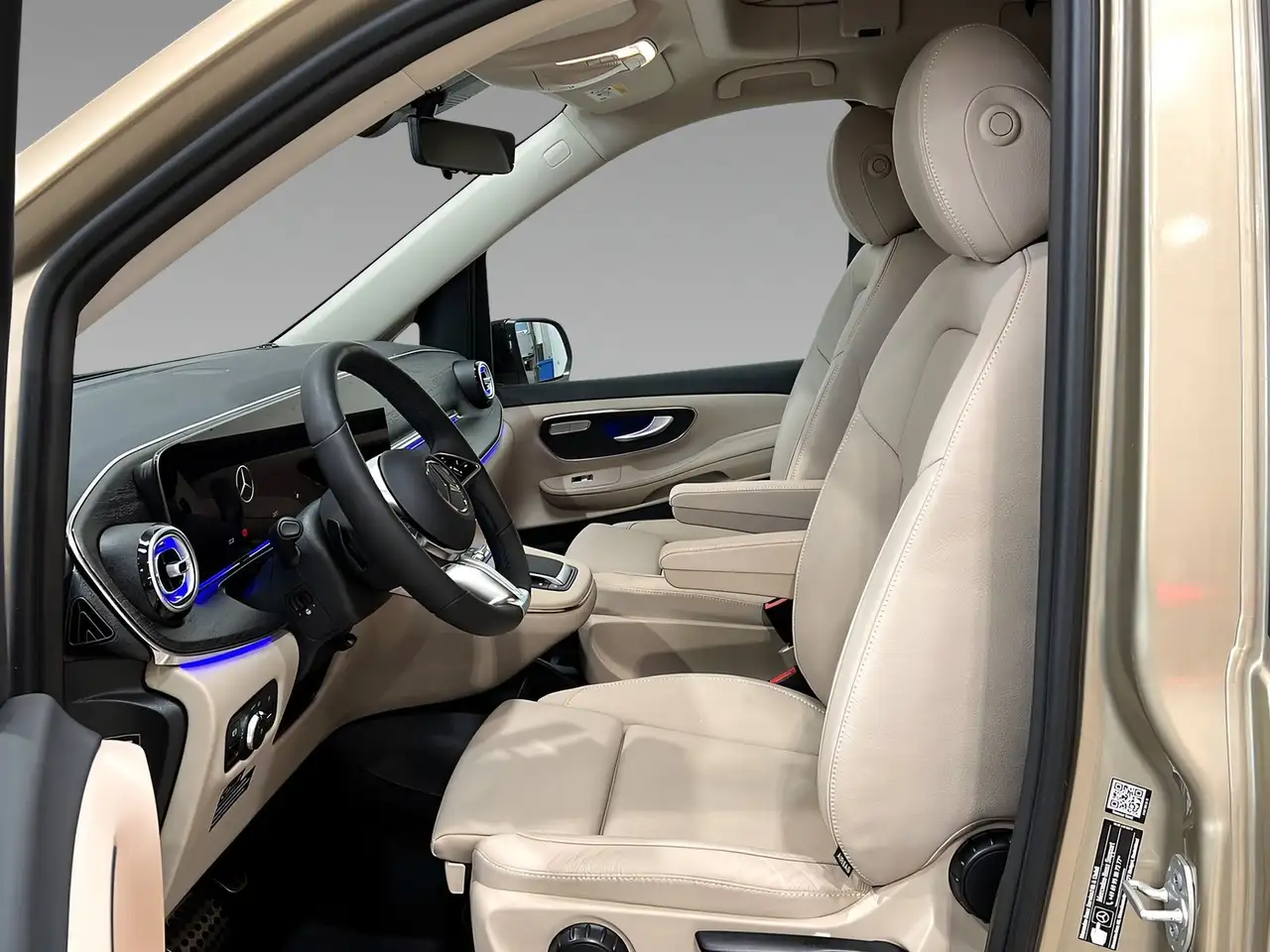Mercedes-Benz Marco 9
