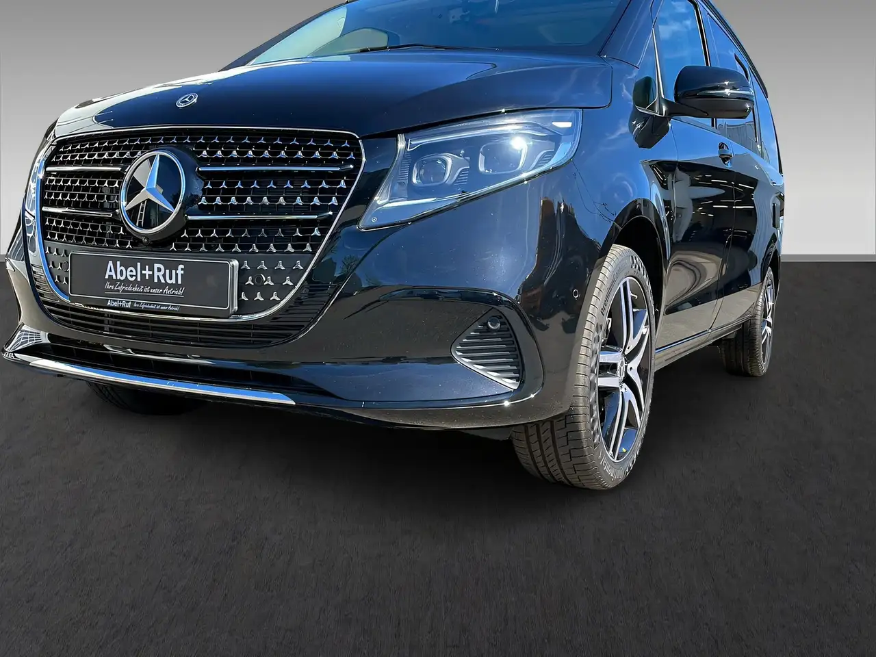 Mercedes-Benz Marco 15
