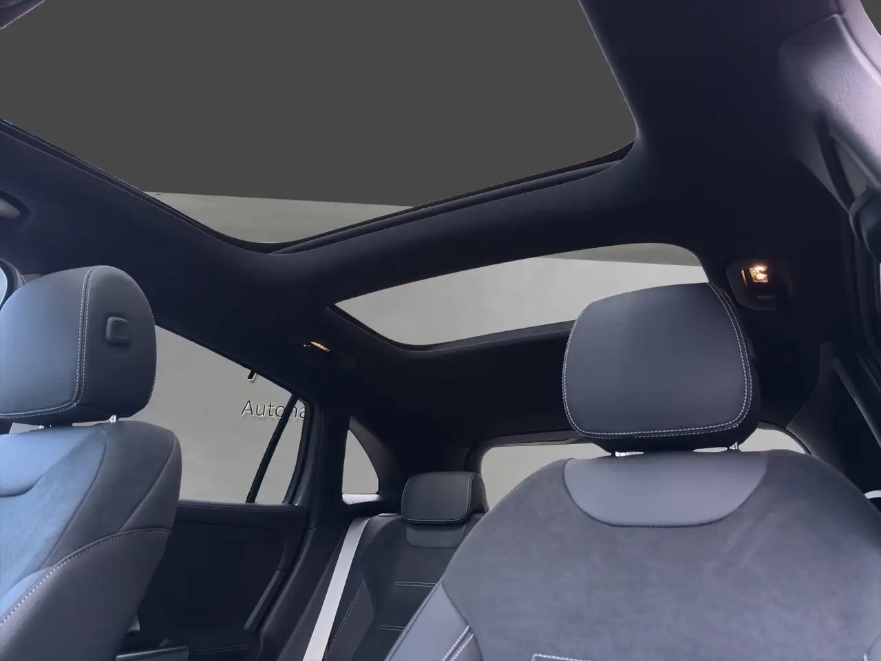 Mercedes-Benz GLA 220 15