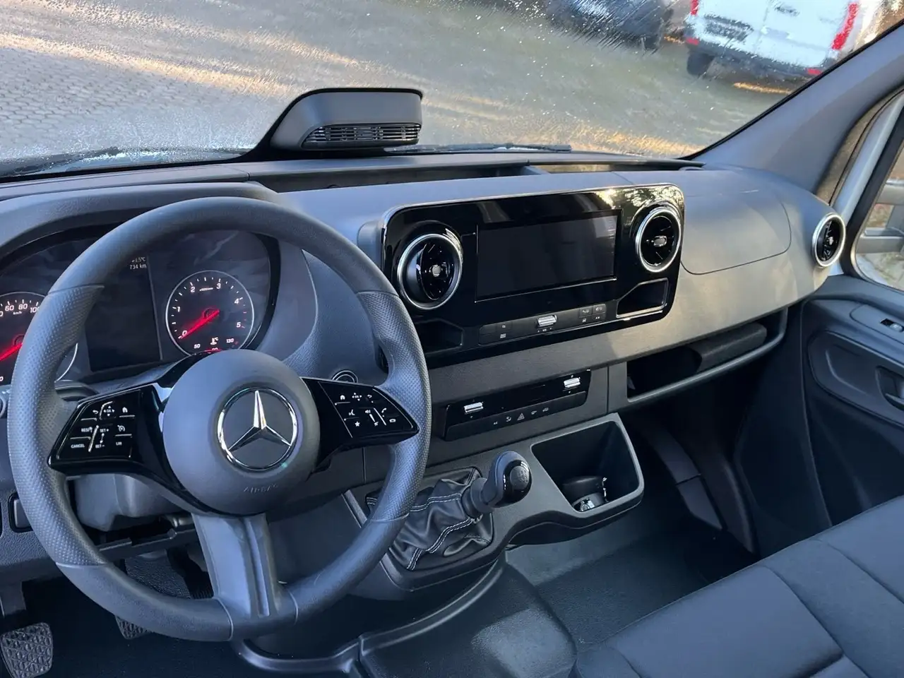 Mercedes-Benz Sprinter 317 9