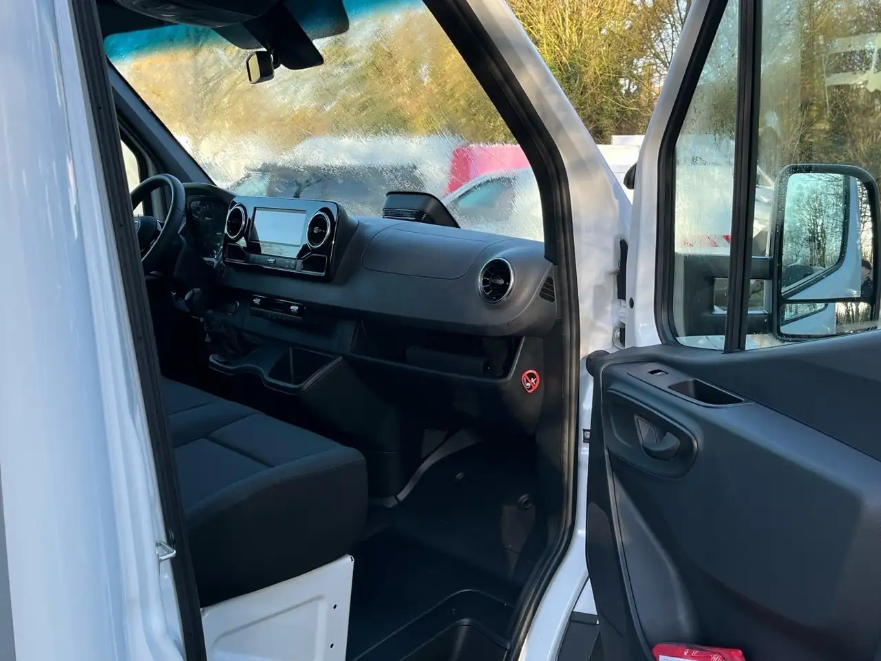 Mercedes-Benz Sprinter 317 13