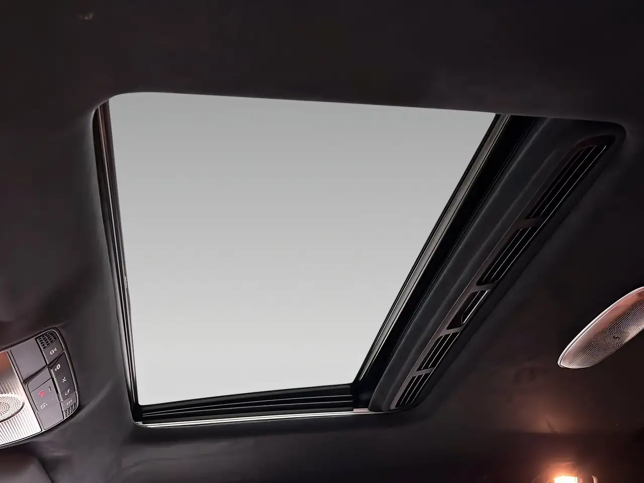 Mercedes-Benz G 450 12