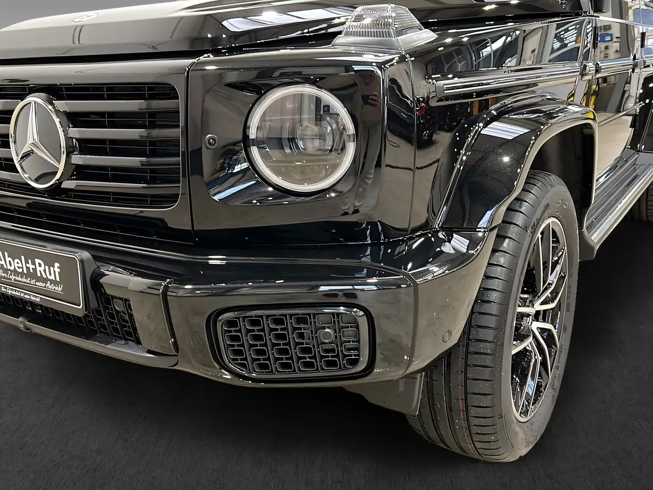 Mercedes-Benz G 450 15