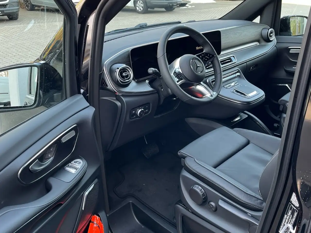 Mercedes-Benz V 300 11