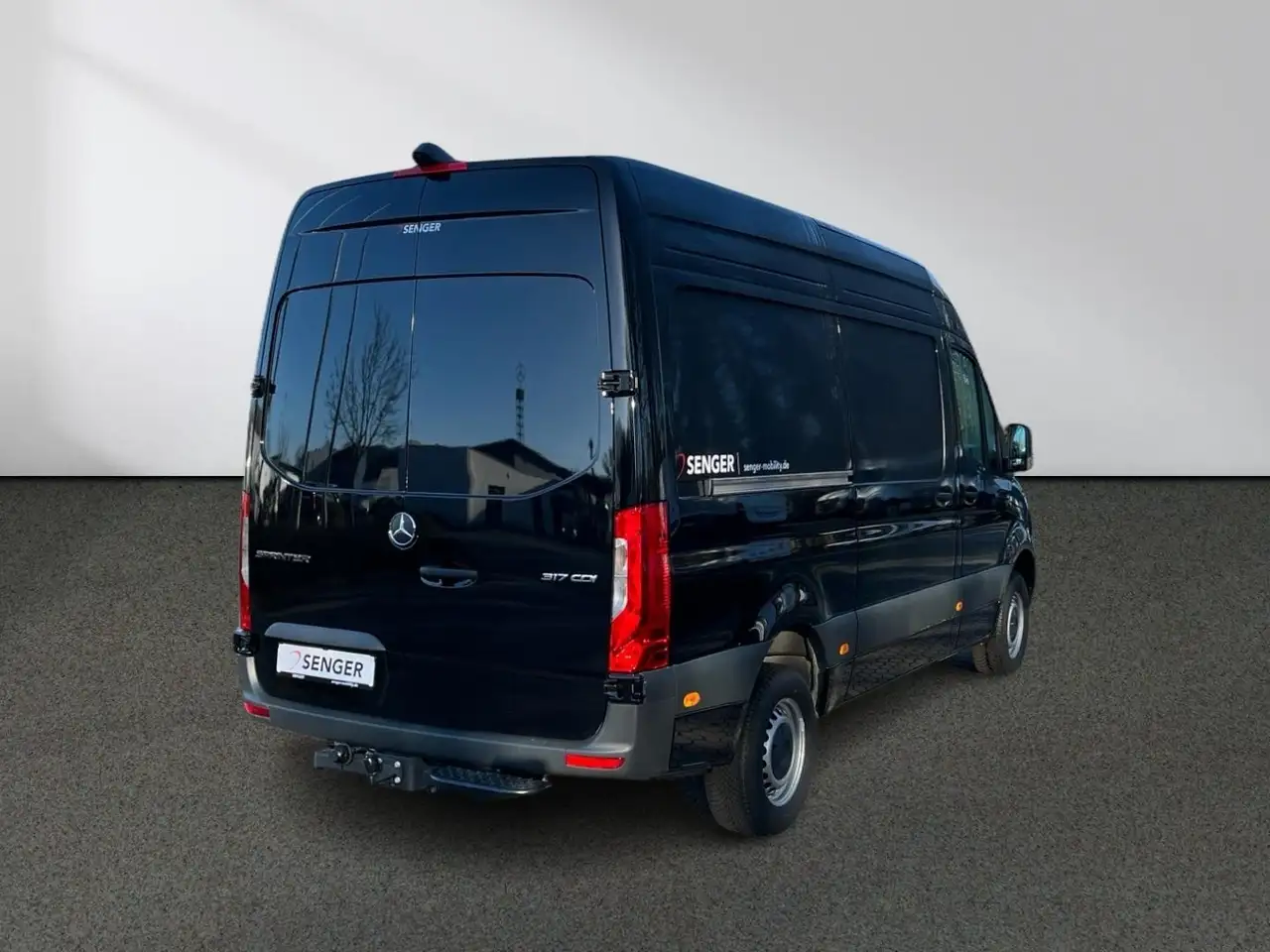 Mercedes-Benz Sprinter 317 4