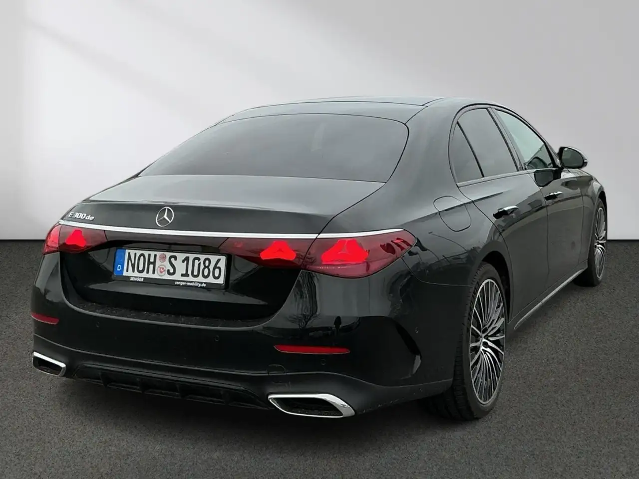Mercedes-Benz E 300 4