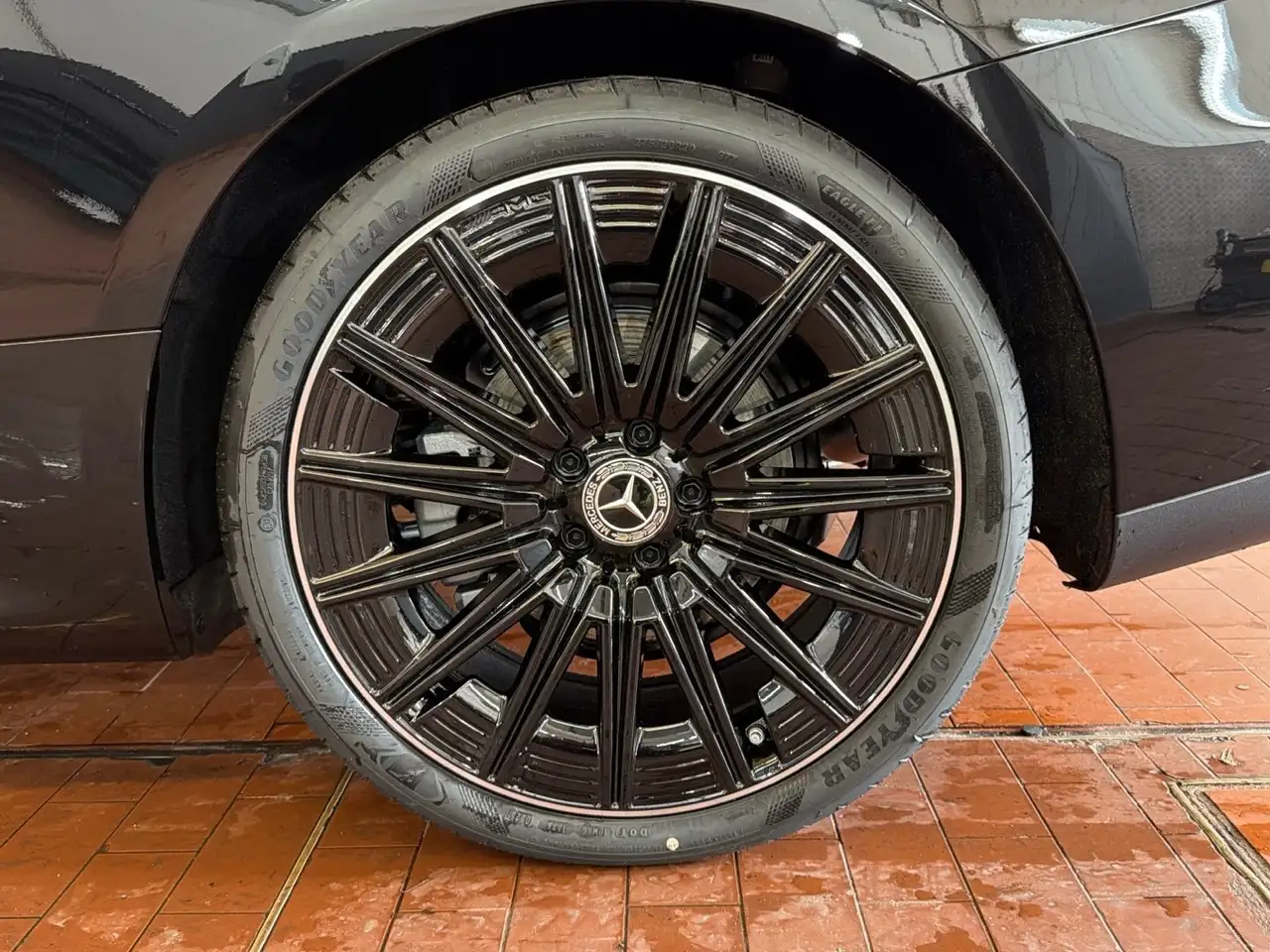 Mercedes-Benz CLE 180 8