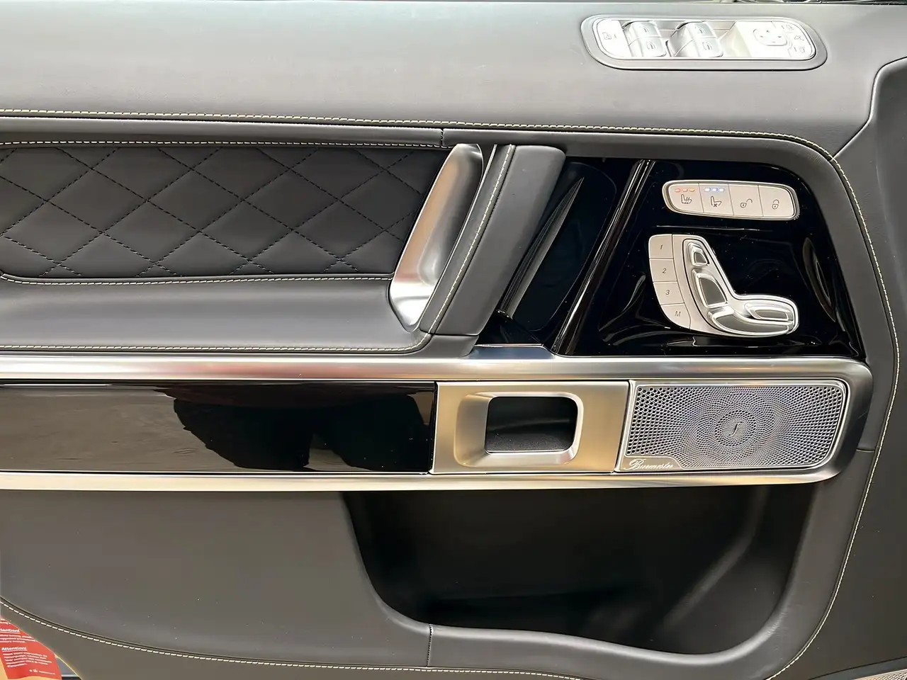 Mercedes-Benz G 63 13