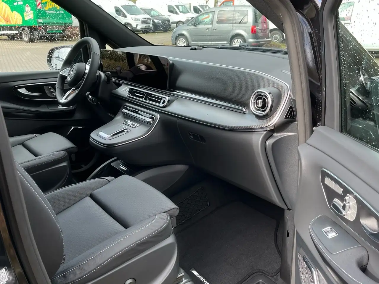 Mercedes-Benz V 300 12