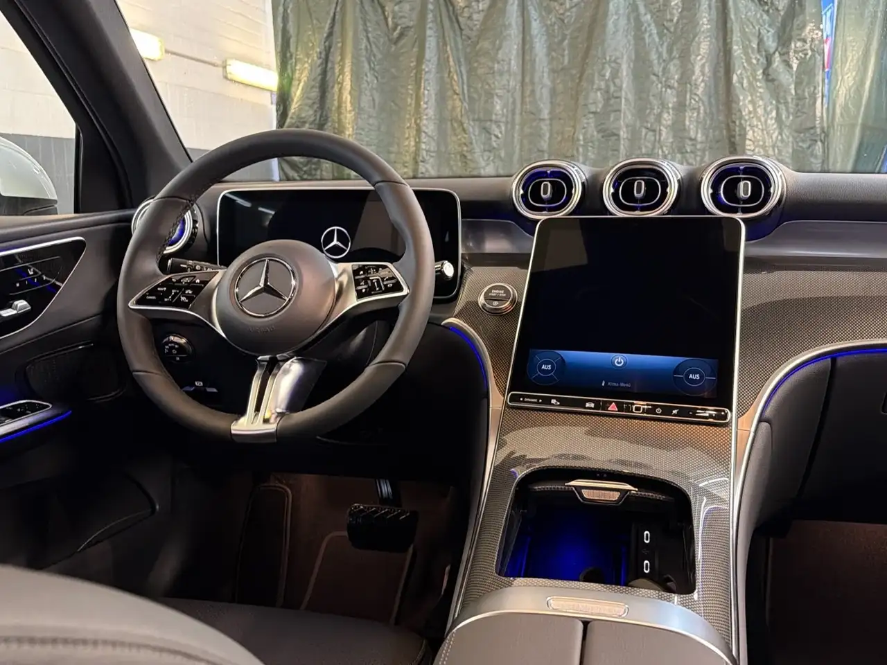 Mercedes-Benz GLC 220 9