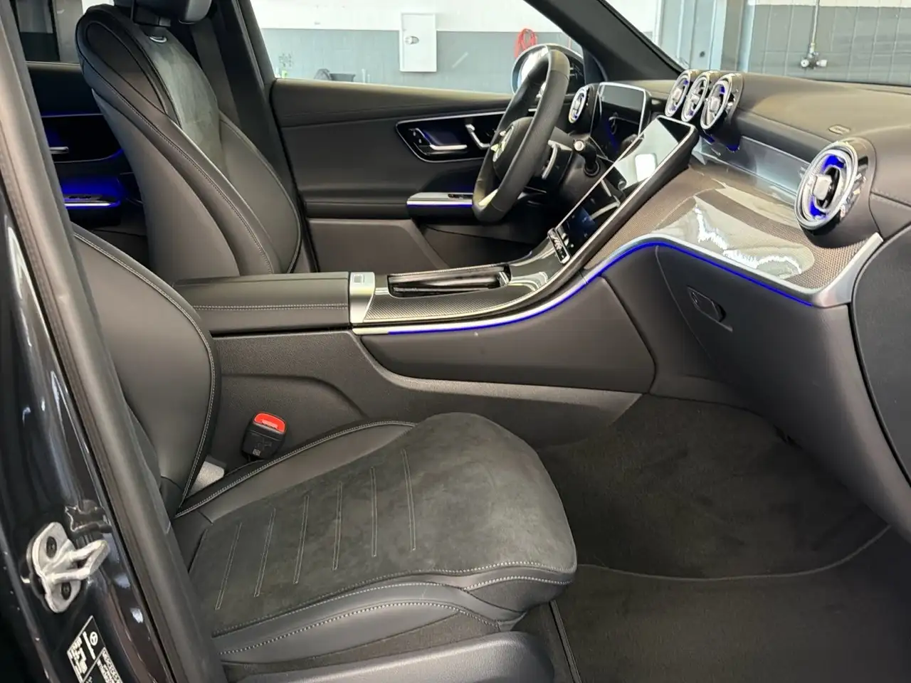 Mercedes-Benz GLC 220 13