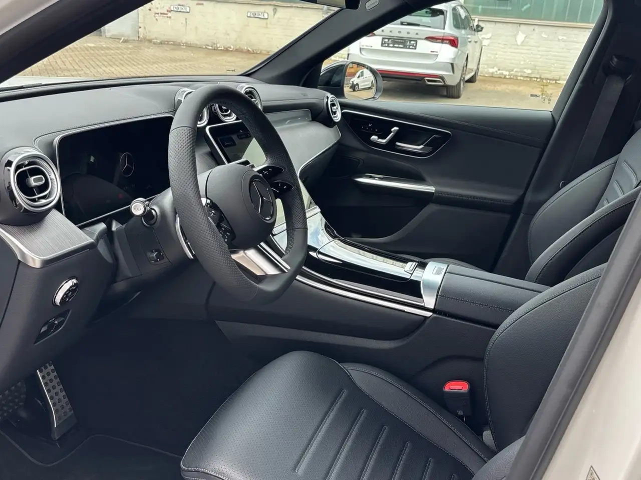 Mercedes-Benz GLC 220 12