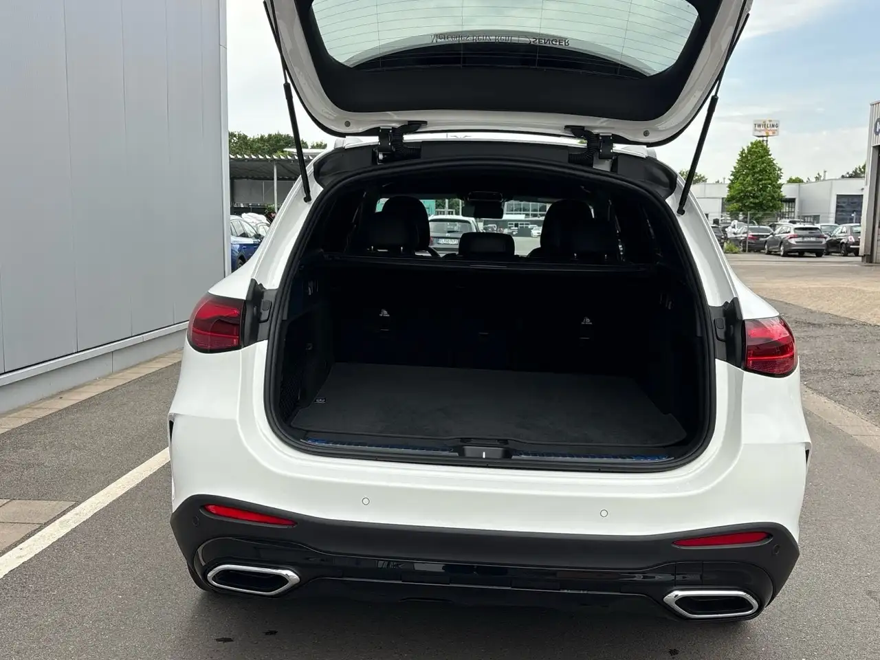 Mercedes-Benz GLC 220 16