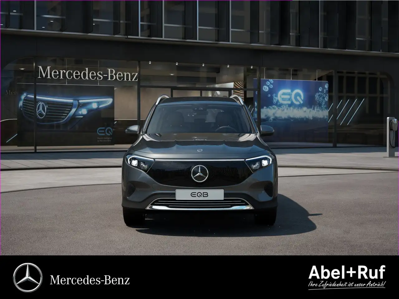 Mercedes-Benz EQB 350 2