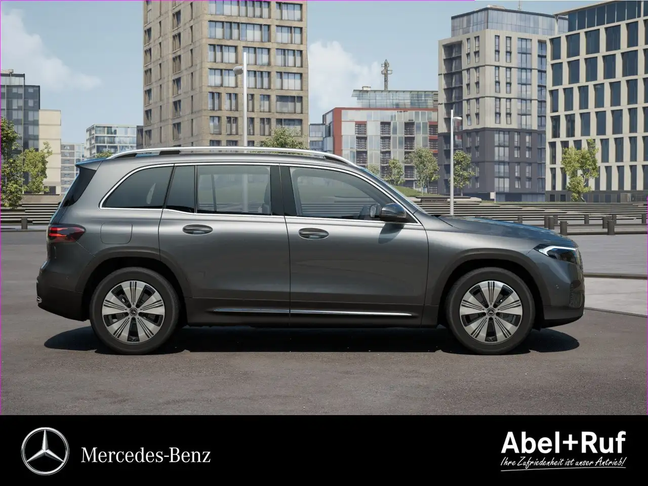 Mercedes-Benz EQB 350 6