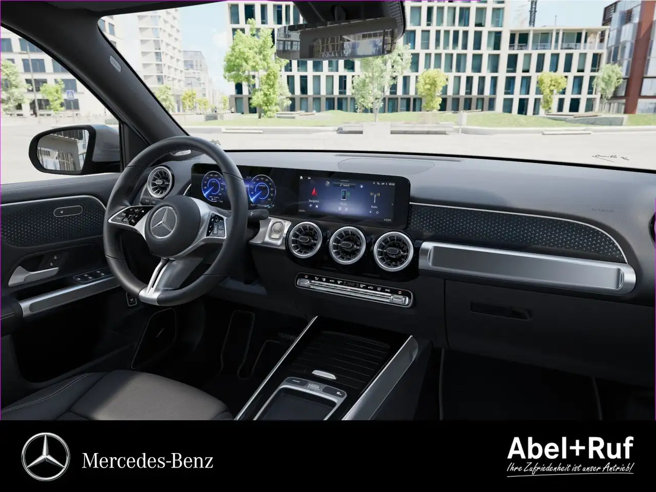 Mercedes-Benz EQB 350 10