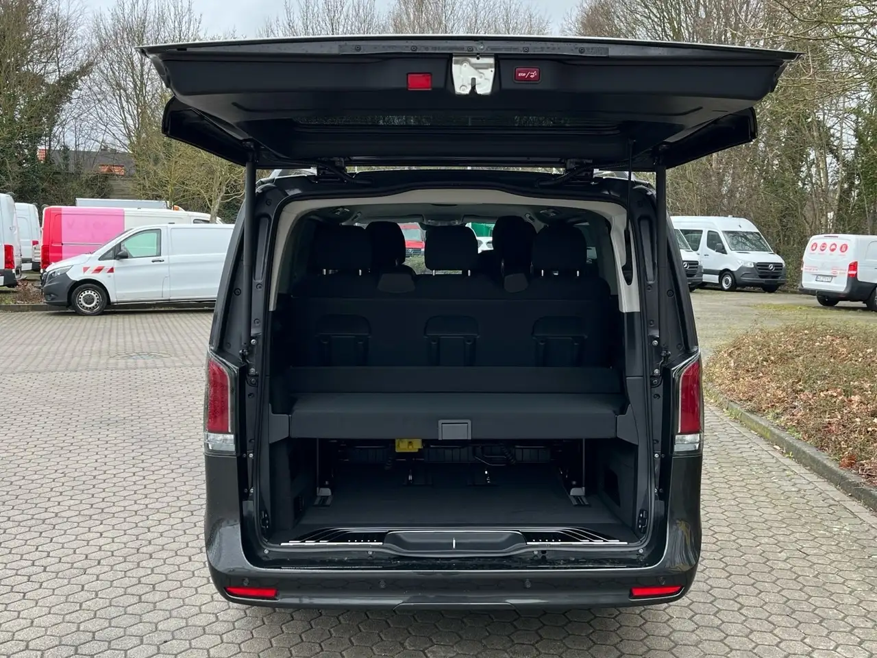 Mercedes-Benz V 250 15