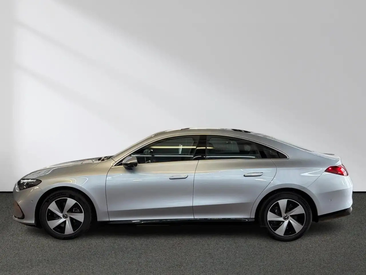 Mercedes-Benz CLA 250 3