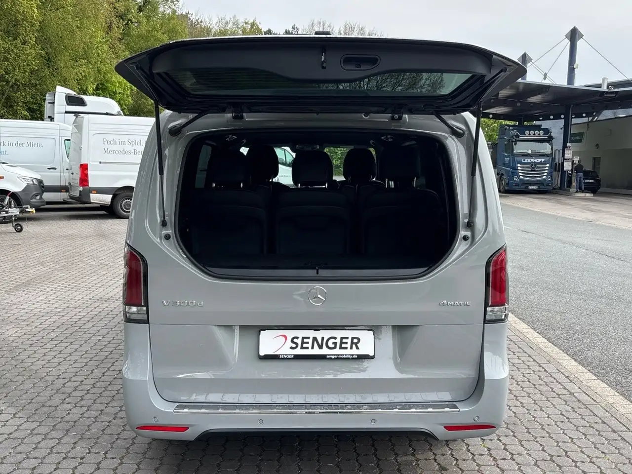 Mercedes-Benz V 300 8
